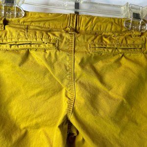Old Navy Skinny pants. Mustard color. Size 4t
